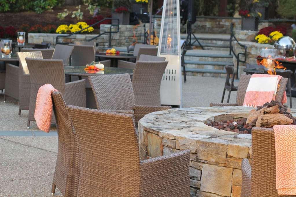 Doubletree By Hilton Hotel Boston - Bedford Glen Extérieur photo
