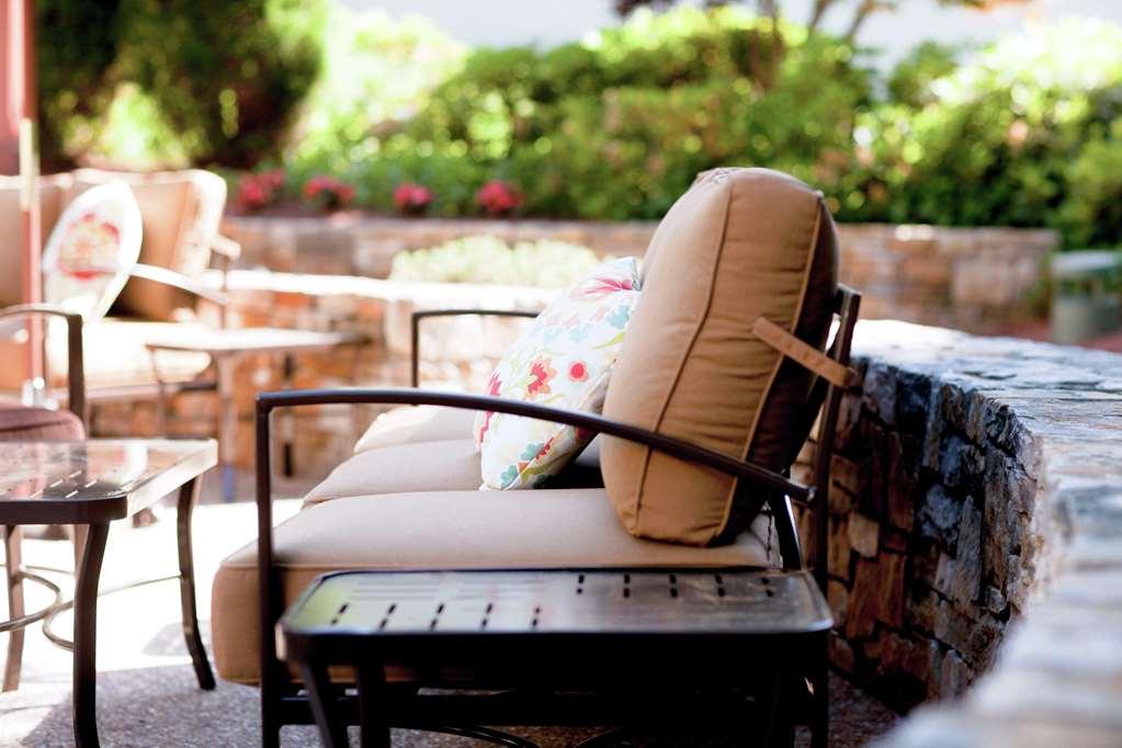 Doubletree By Hilton Hotel Boston - Bedford Glen Extérieur photo