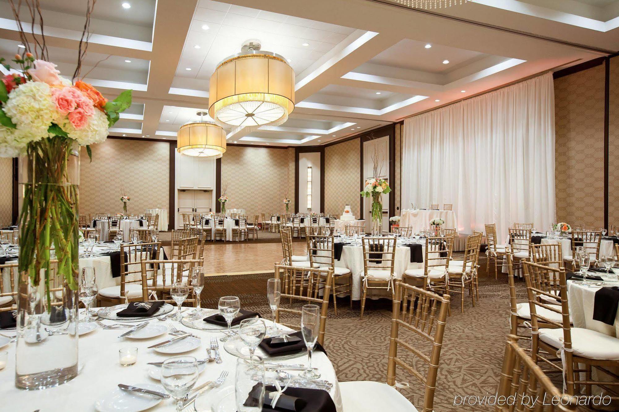 Doubletree By Hilton Hotel Boston - Bedford Glen Extérieur photo